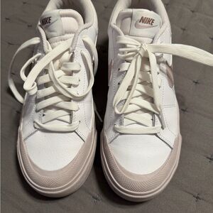 Nike White Low-Top Sneakers with tan Accents